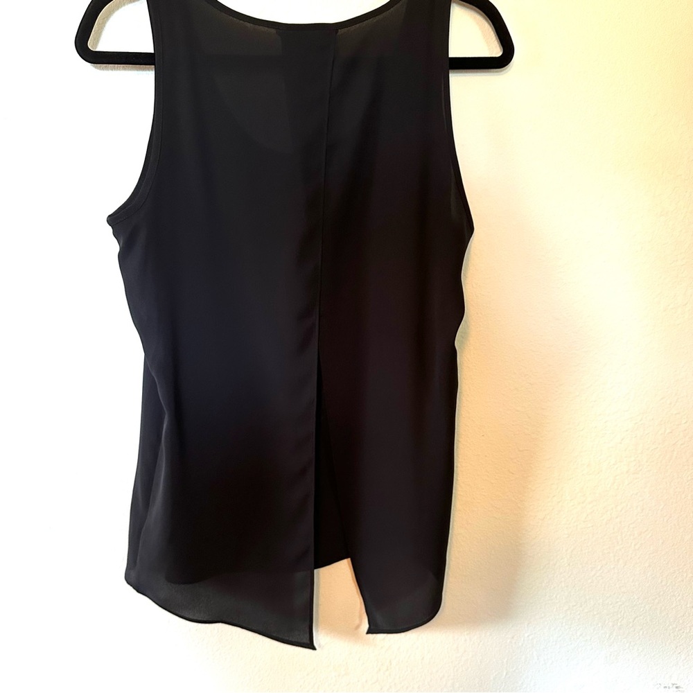 Express Top - Picture 2 of 3
